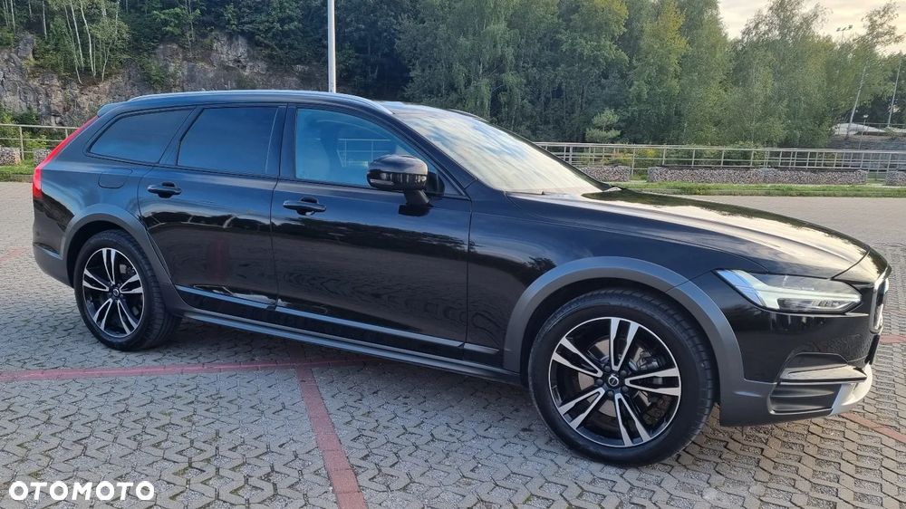 Volvo V90 Cross Country D4 AWD Geartronic Pro - 11