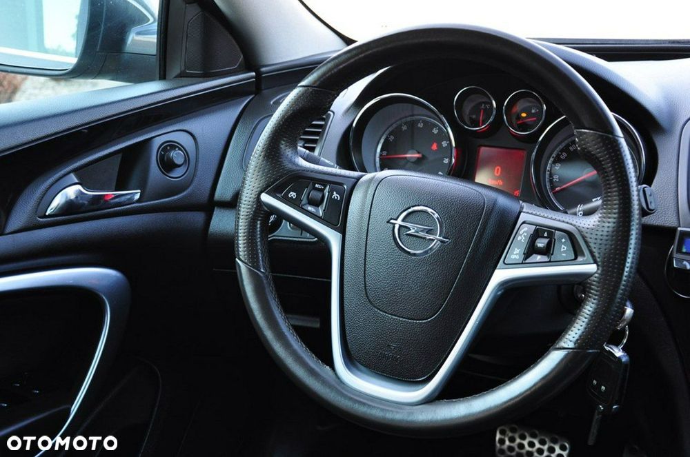 Opel Insignia - 31