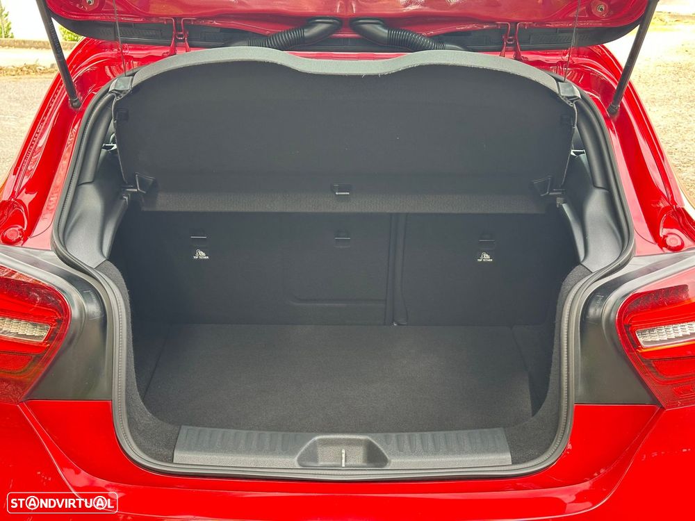 Mercedes-Benz A 180 d Urban - 18