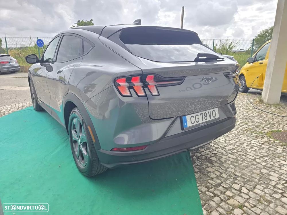 Ford Mustang Mach-E Alargada - 5