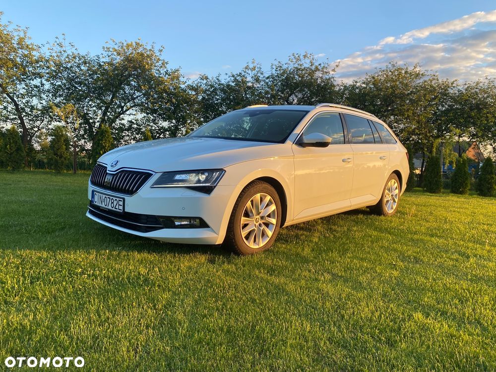 Skoda Superb 2.0 TDI Style - 8