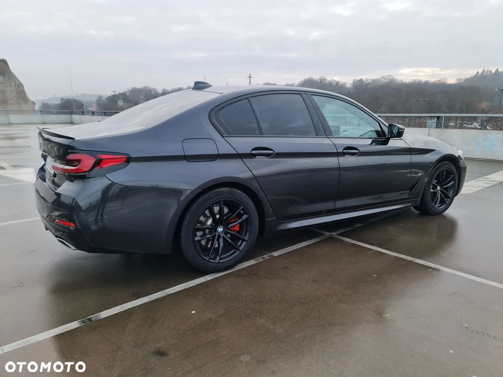 BMW Seria 5 520d xDrive M Sport sport - 15