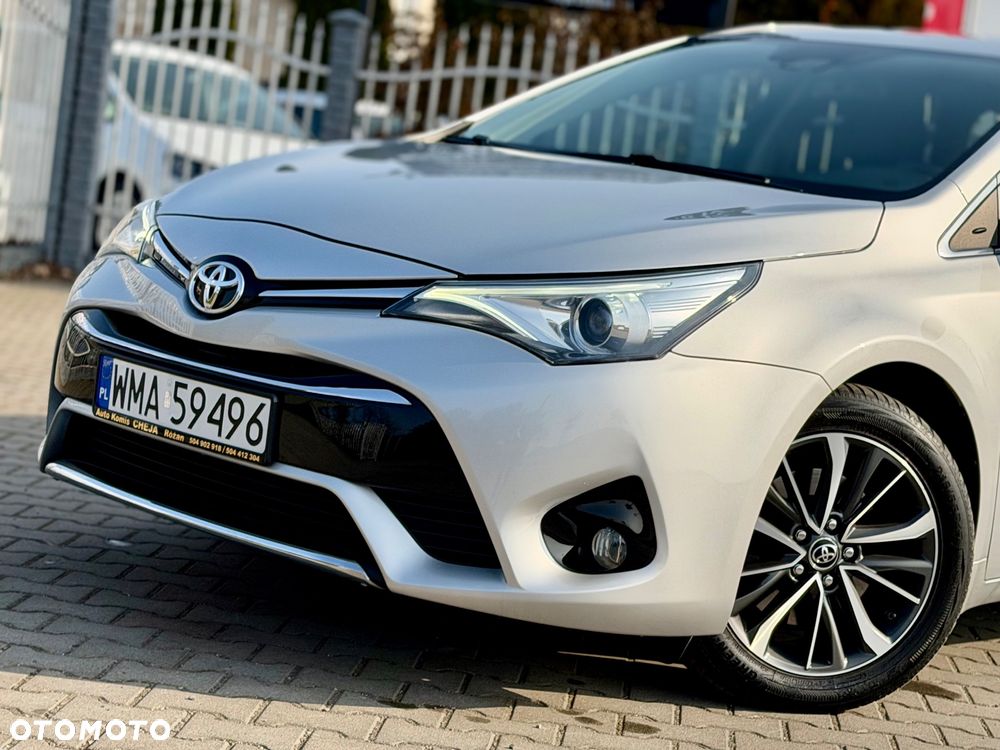 Toyota Avensis 2.0 D-4D Prestige - 38