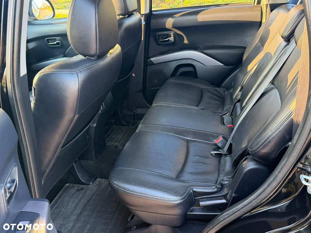 Mitsubishi Outlander 2.0 DI-D 4WD Intense - 13