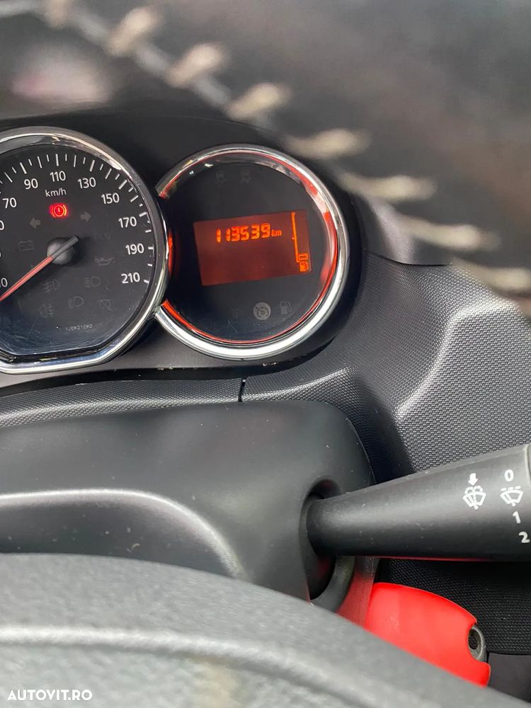 Dacia Duster 1.6 16V 105 4x2 Laureate - 11