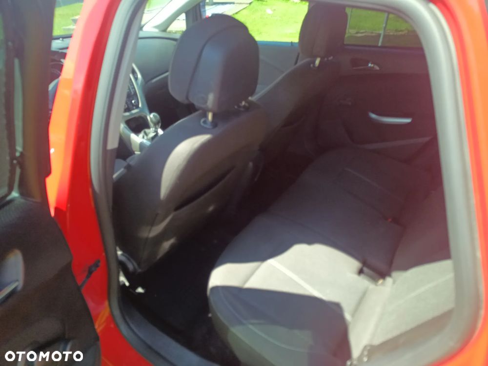 Opel Astra 1.6 Turbo Color Edition - 10
