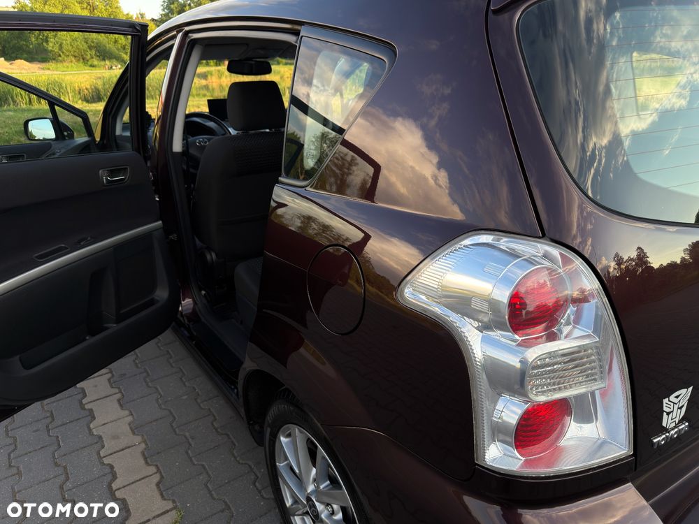 Toyota Corolla Verso 1.8 Premium + 7os MM - 5