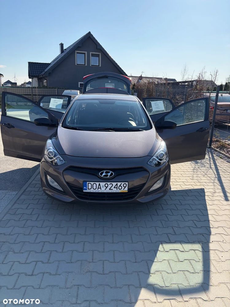 Hyundai i30 1.6 Classic - 11