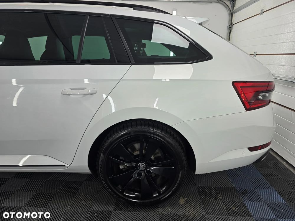 Skoda Superb 1.5 TSI Sportline DSG - 4
