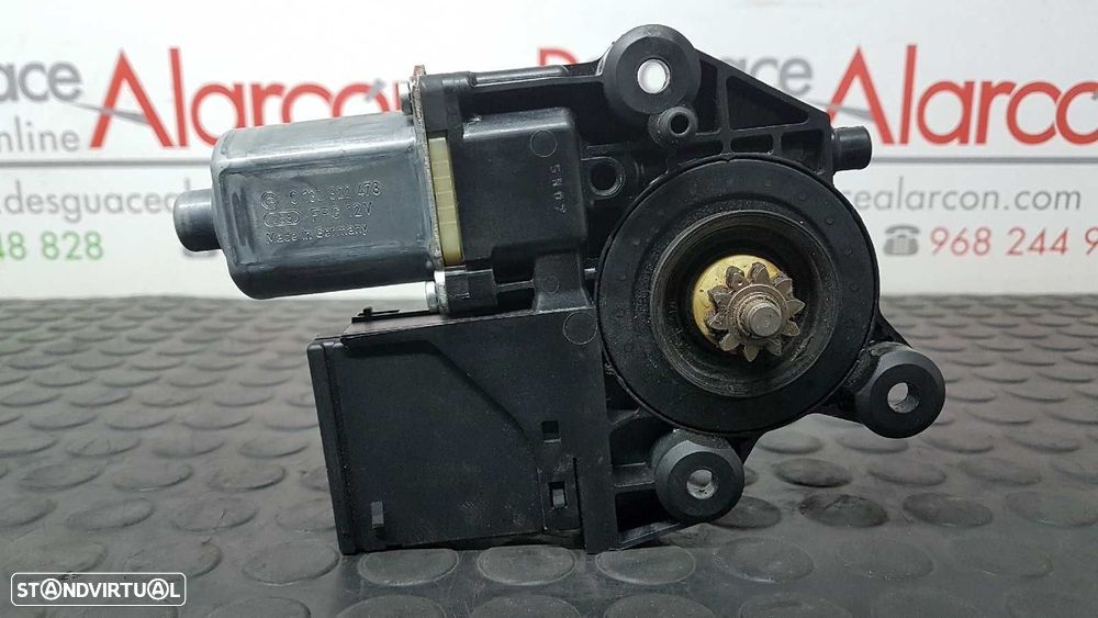 MOTOR ELEVADOR FRENTE DIREITO RENAULT MEGANE III BERLINA 5 P DYNAMIQUE - 4