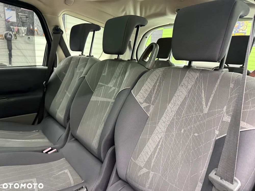 Renault Scenic 2.0 16V Luxe Expression - 6