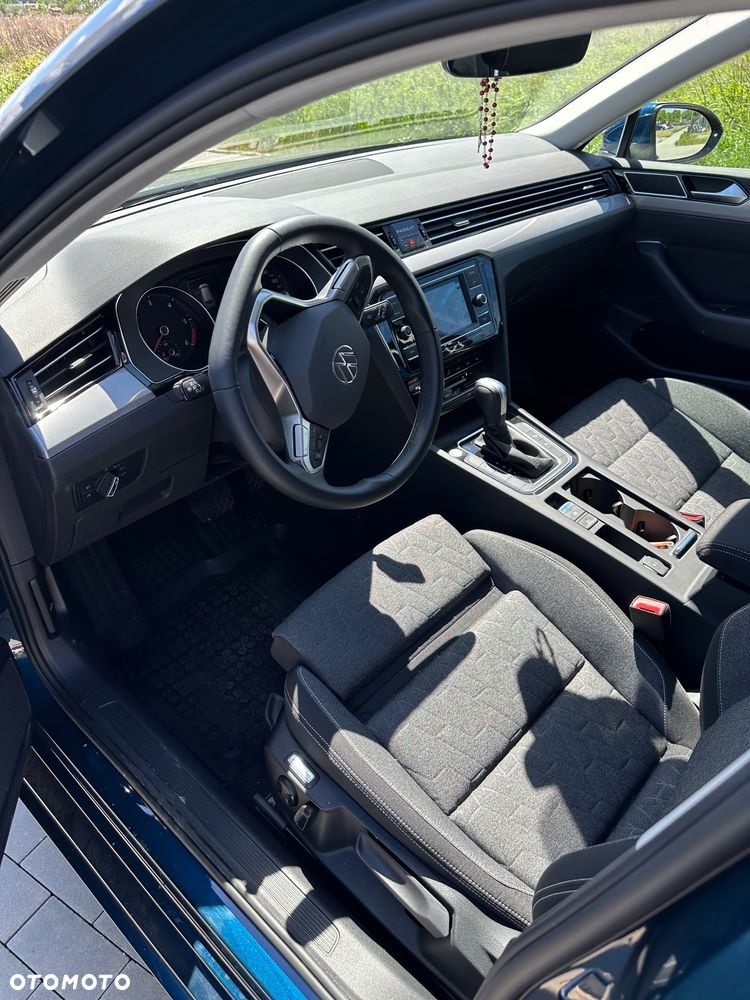 Volkswagen Passat 2.0 TDI EVO Business DSG - 6