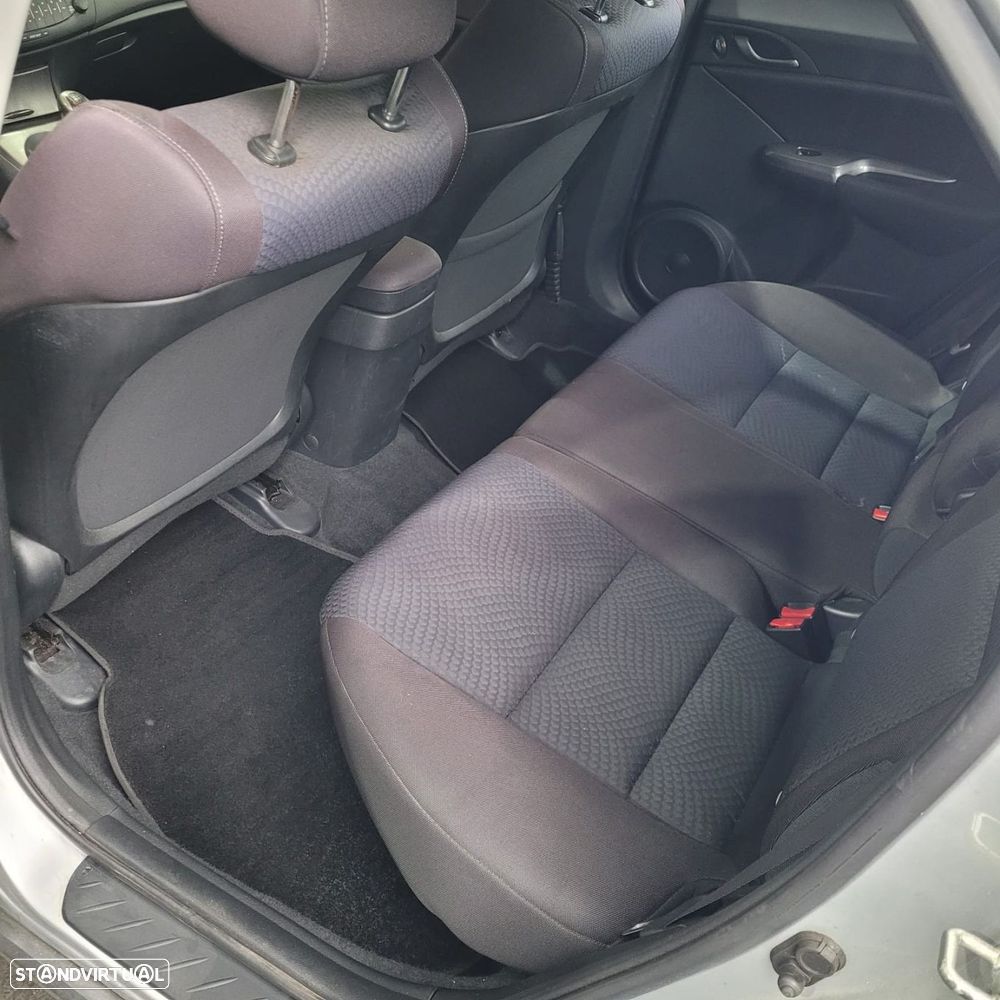 Honda Civic 1.4 i-VTEC Elegance - 20