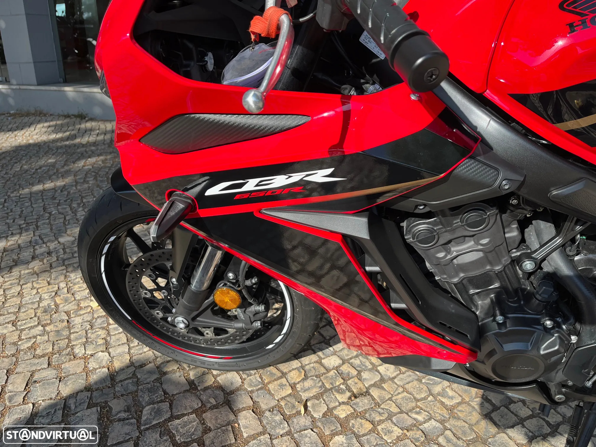 Honda CBR 650 RA - 7