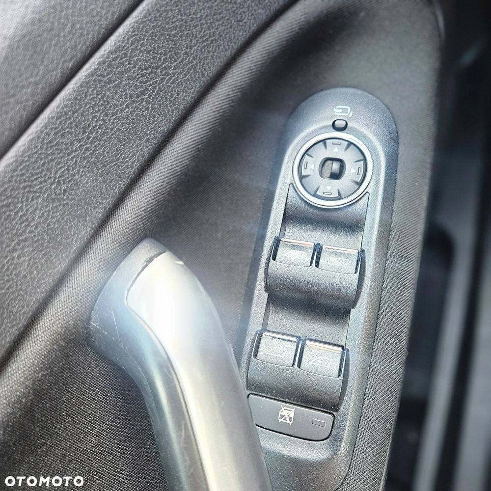 Ford Mondeo SW 2.0 TDCi Business Edition - 20
