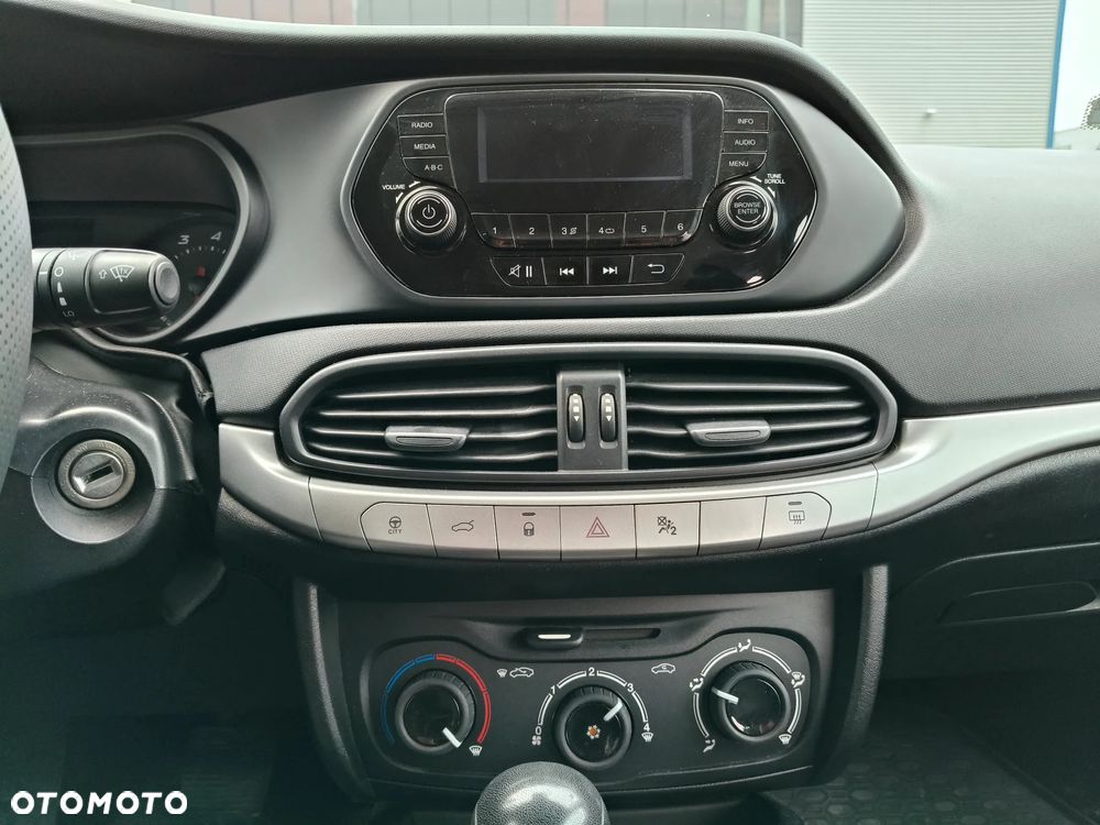 Fiat Tipo 1.6 E-Torq 16v - 17