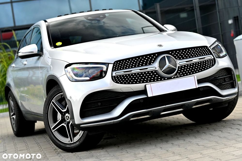 Mercedes-Benz GLC 200 d 4Matic 9G-TRONIC AMG Line - 2