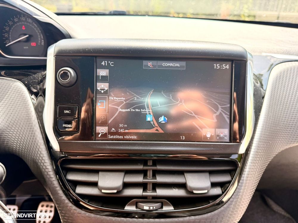 Peugeot 2008 1.2 PureTech Crossway - 30
