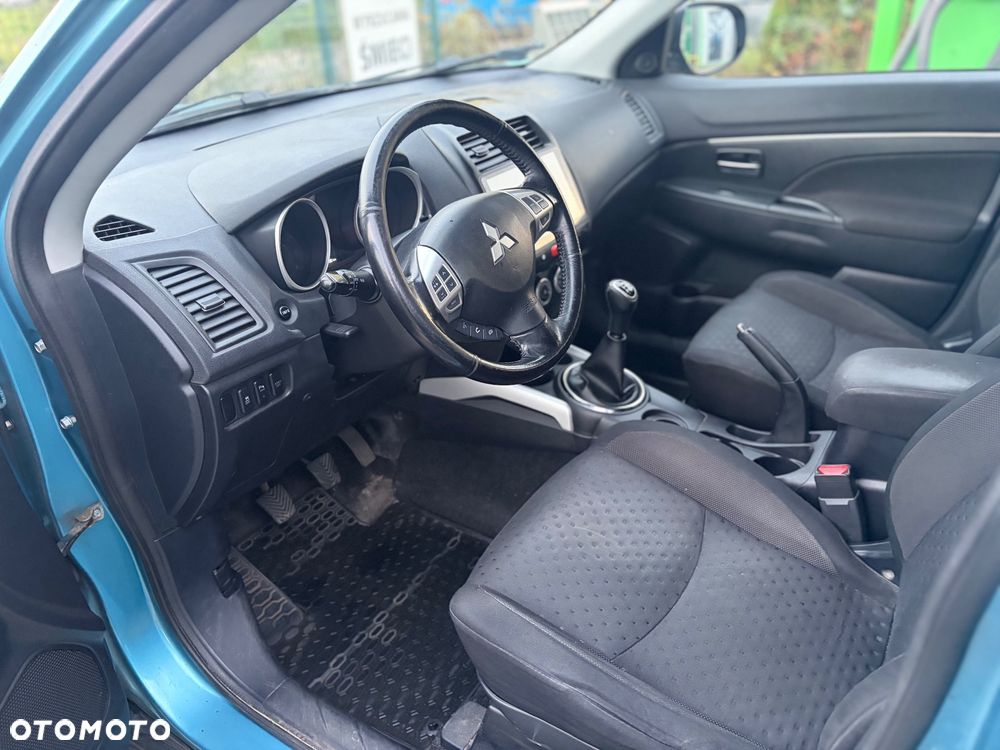Mitsubishi ASX - 17