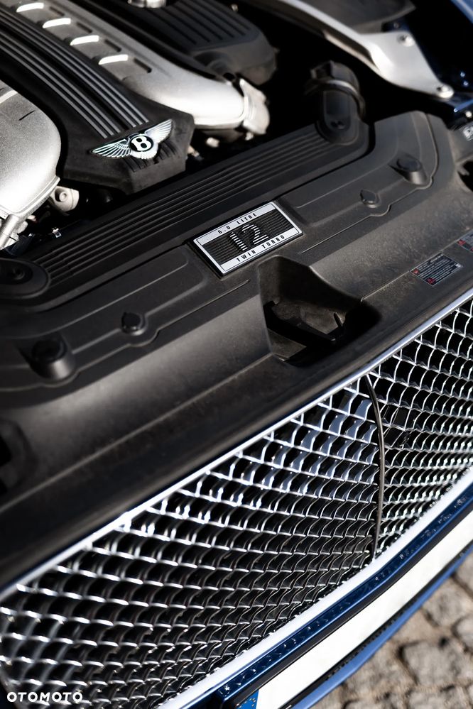 Bentley Continental GT - 32