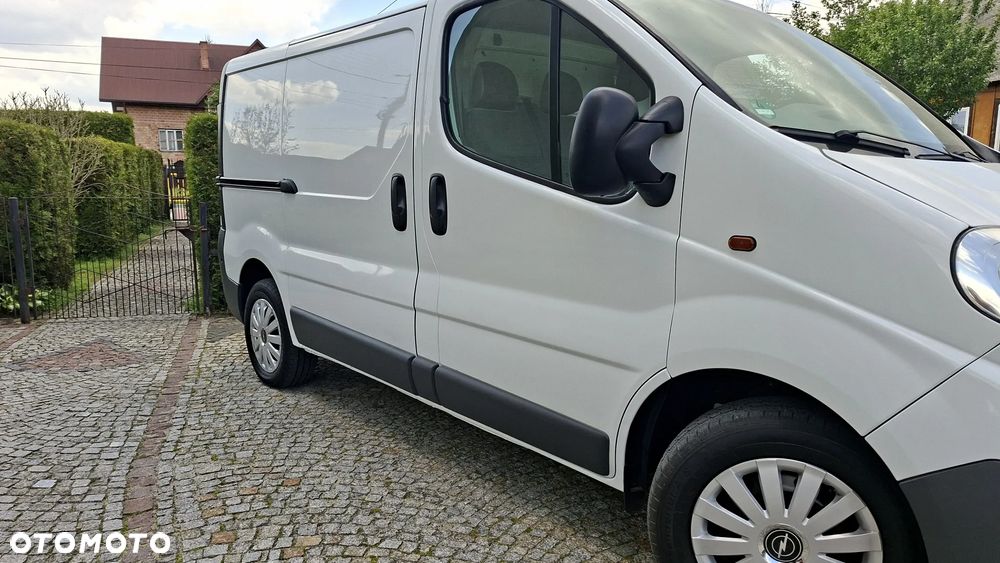 Opel VIVARO - 11