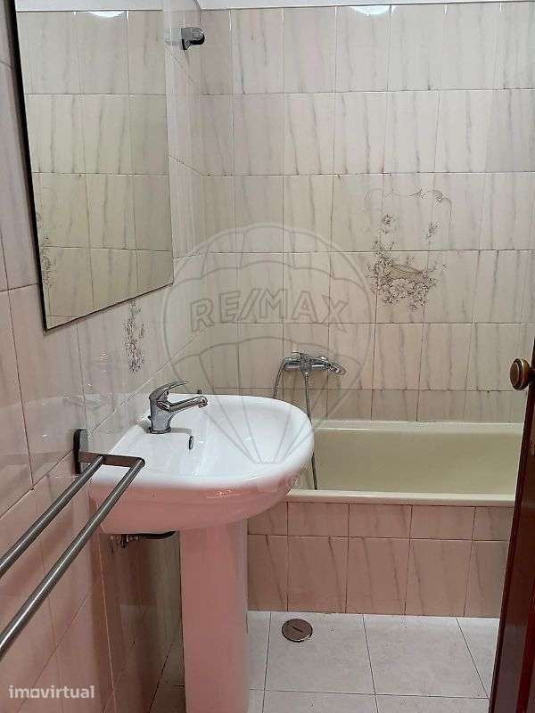Apartamento T1 para venda - Grande imagem: 2/8