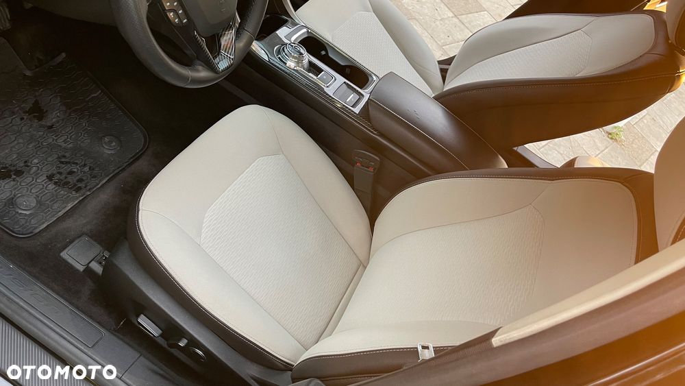 Ford Fusion - 9