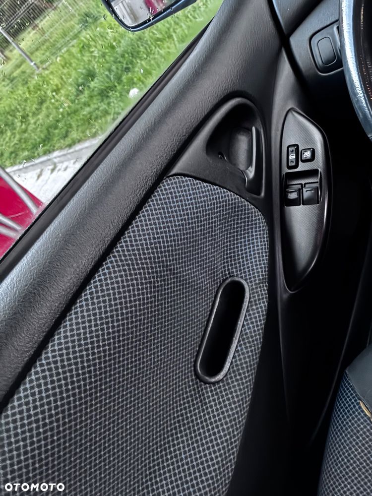 Toyota Yaris 1.4 D-4D Base - 22