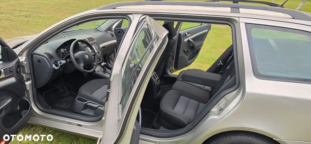 Skoda Octavia 1.9 TDI Elegance DSG - 14