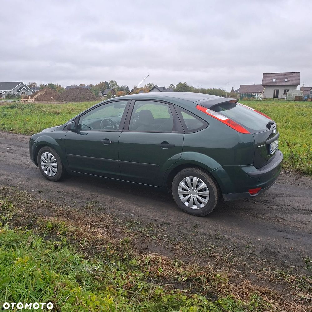 Ford Focus - 8
