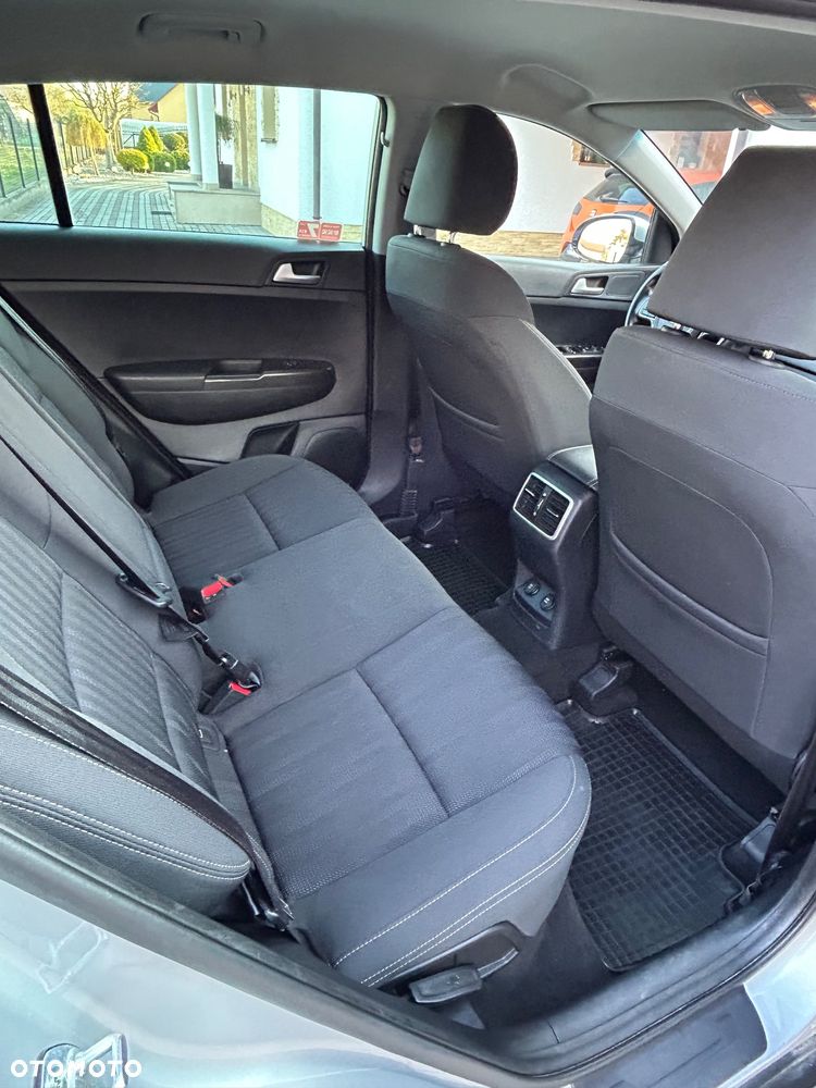 Kia Sportage 1.7 CRDI L 2WD - 13