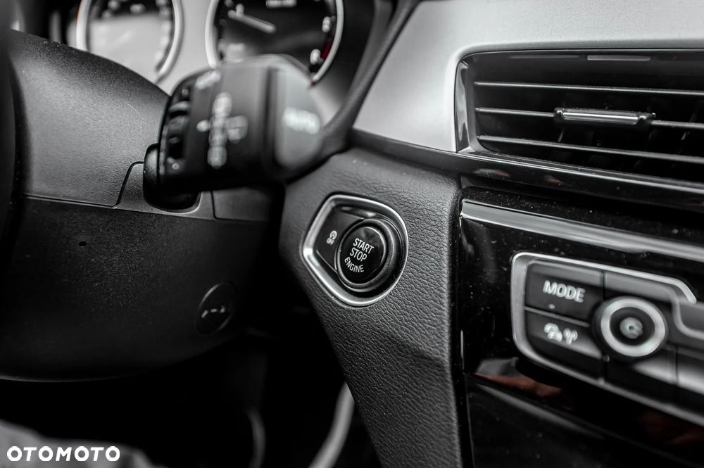 BMW X1 xDrive20d Sport Line sport - 25