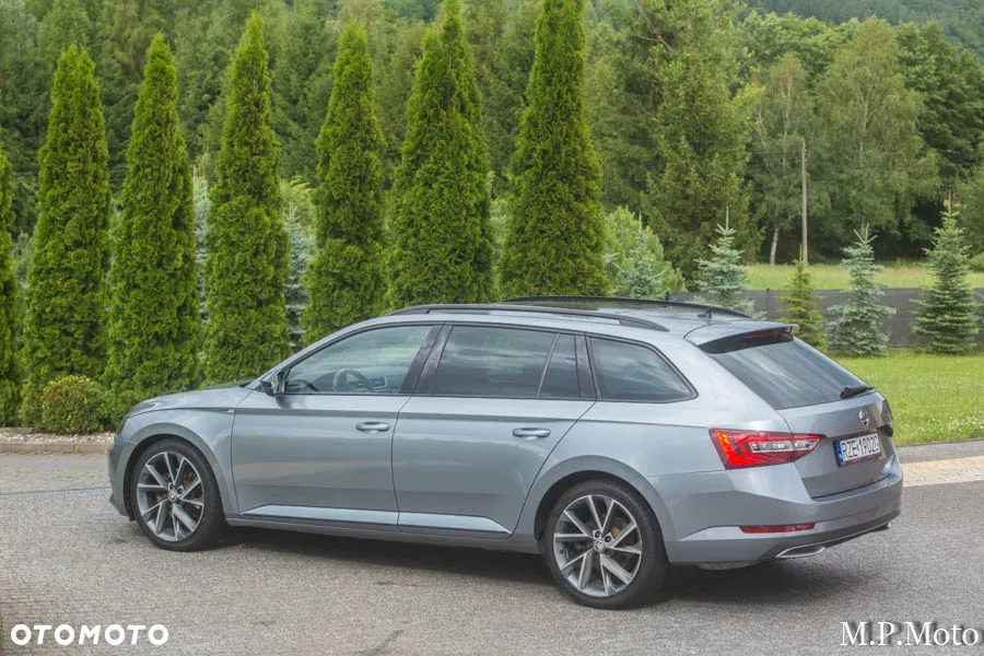 Skoda Superb 2.0 TDI 4x4 DSG Sportline - 10