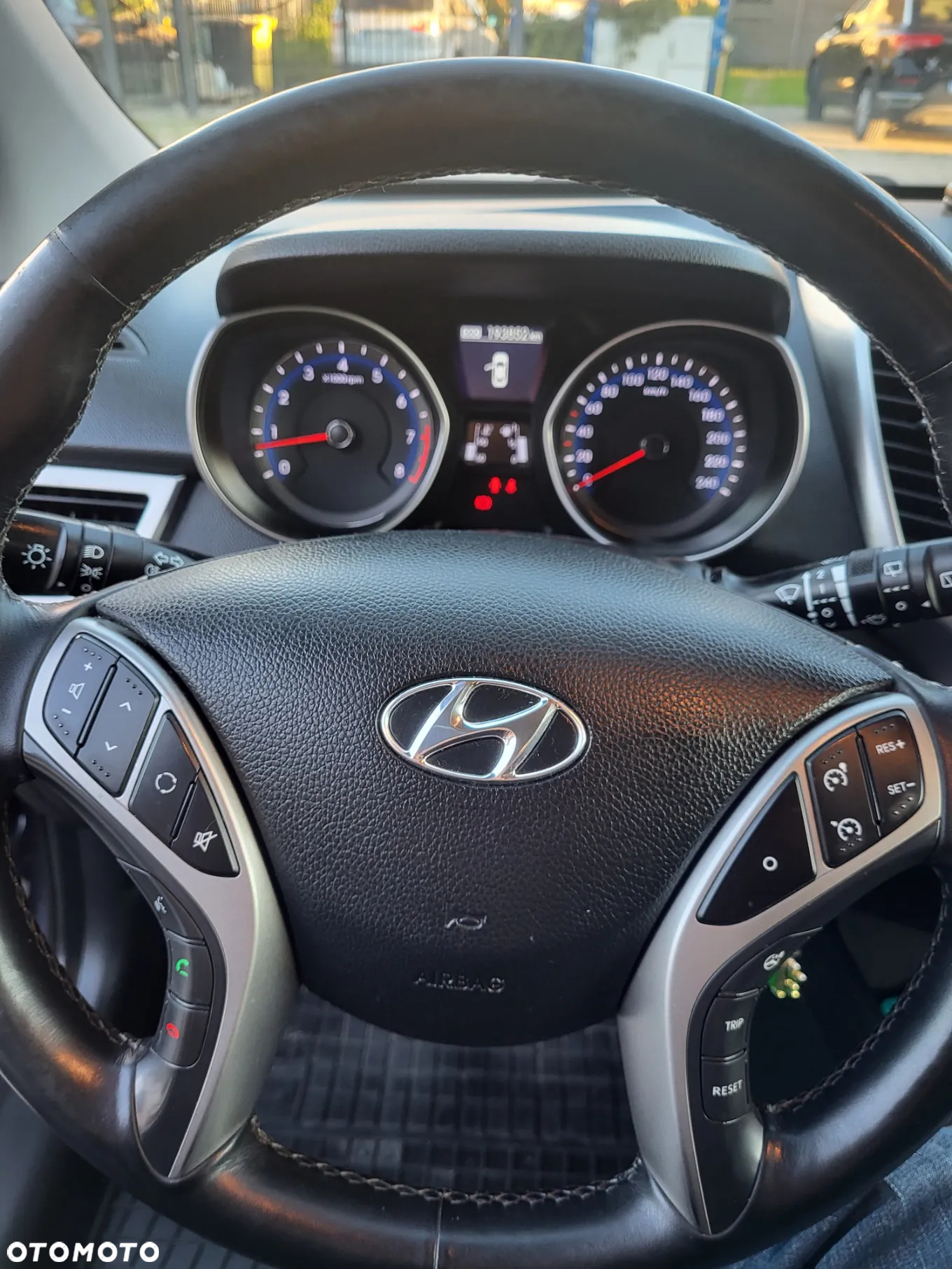 Hyundai i30 1.6 GDI Classic + - 4