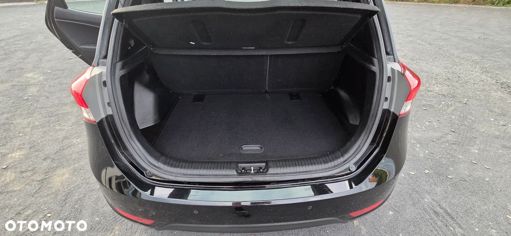 Hyundai ix20 1.4 Fifa World Cup Edition - 22