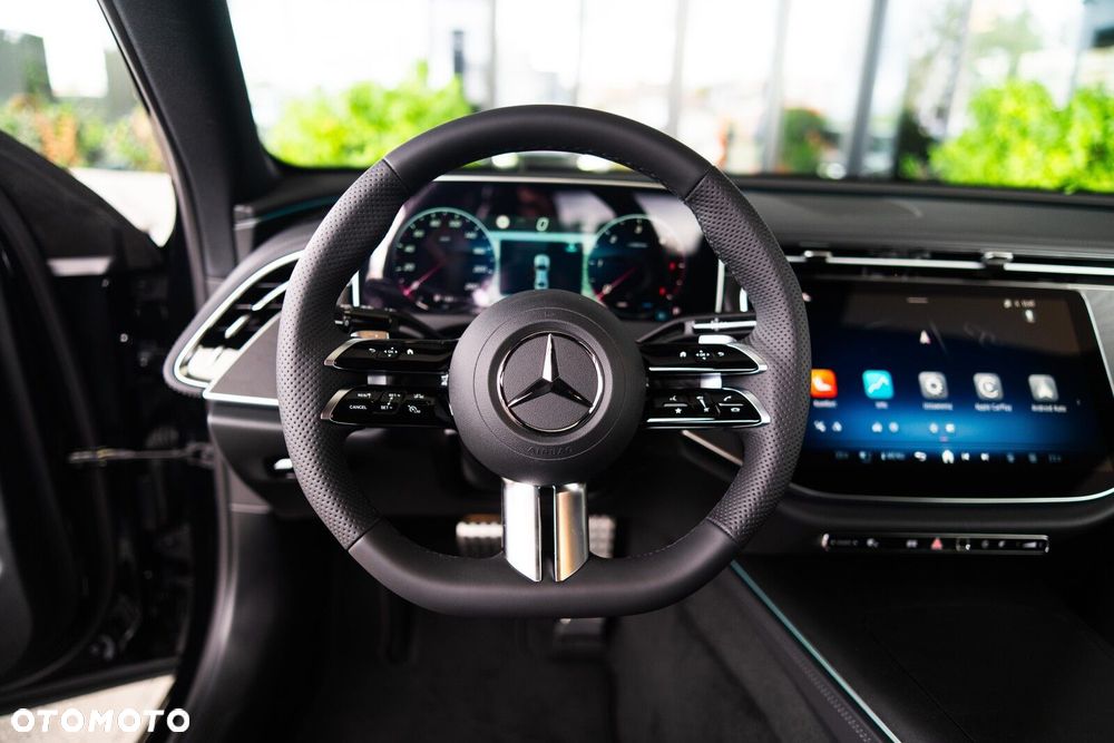 Mercedes-Benz Klasa E - 16