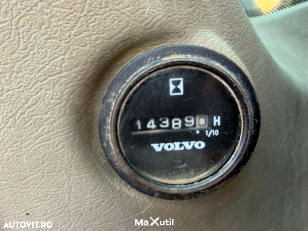 Volvo EC290 Excavator - 8