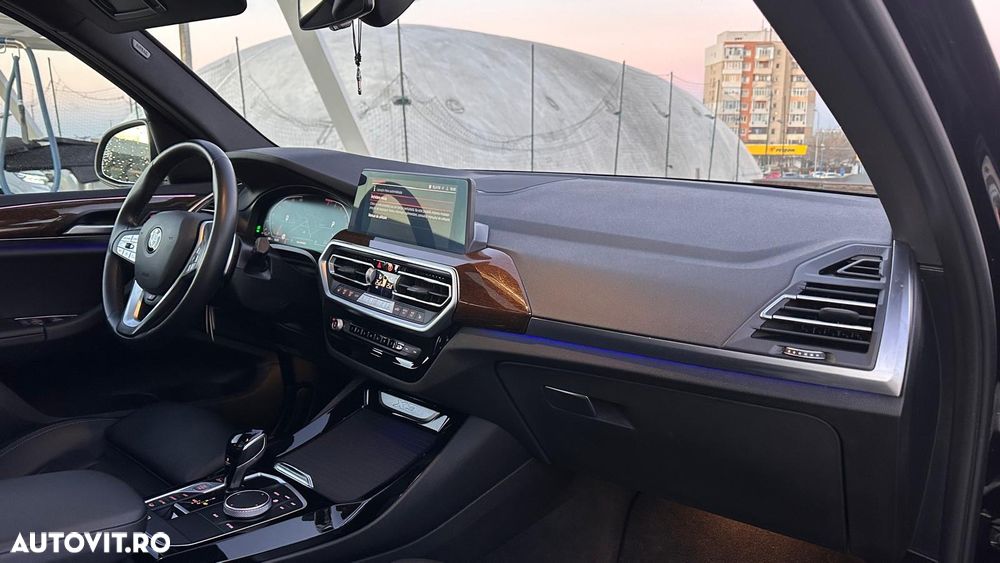 BMW X3 xDrive30i AT Luxury Line - 34