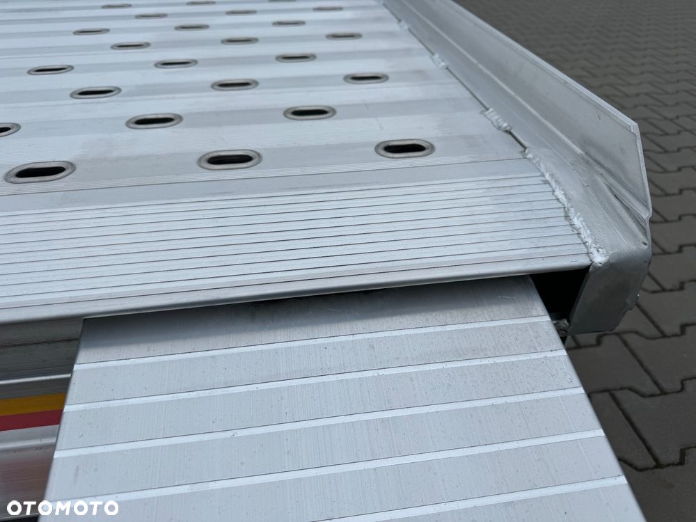 Gromex laweta aluminiowa | 850x210cm | DMC 3500kg | platforma na 2 auta | 3 osie AL-KO | OŚWIETLENIE LED - 39