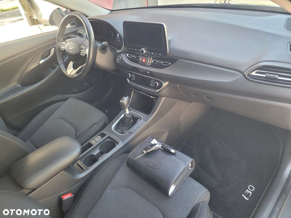 Hyundai i30 - 24