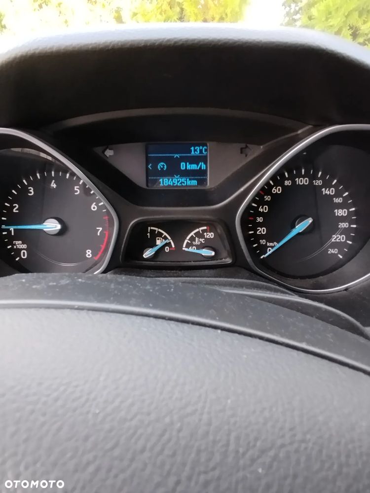 Ford Focus 1.6 Trend - 16