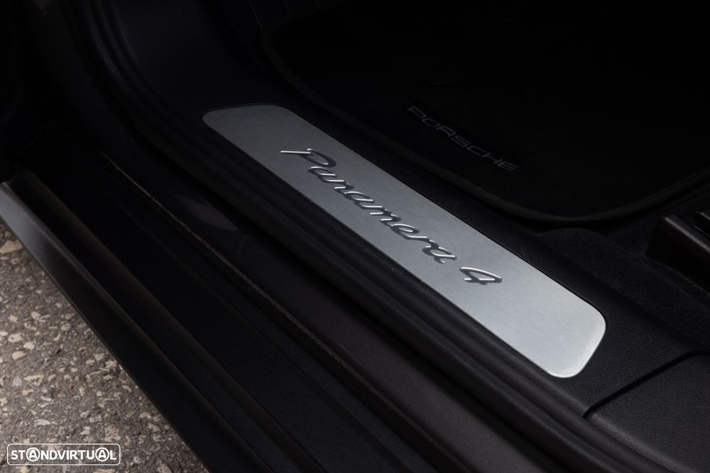 Porsche Panamera - 14