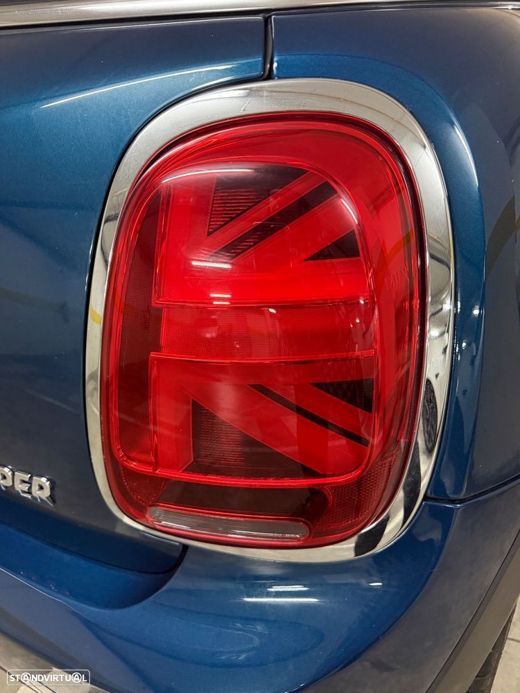 MINI Cabrio Cooper Sidewalk Special Edition Auto - 8