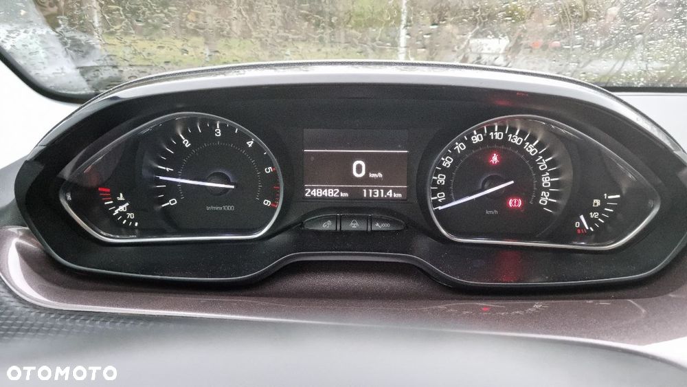 Peugeot 2008 - 20