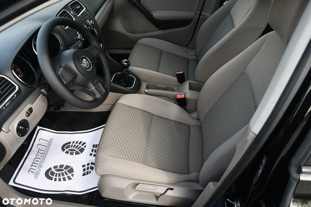 Volkswagen Golf - 14
