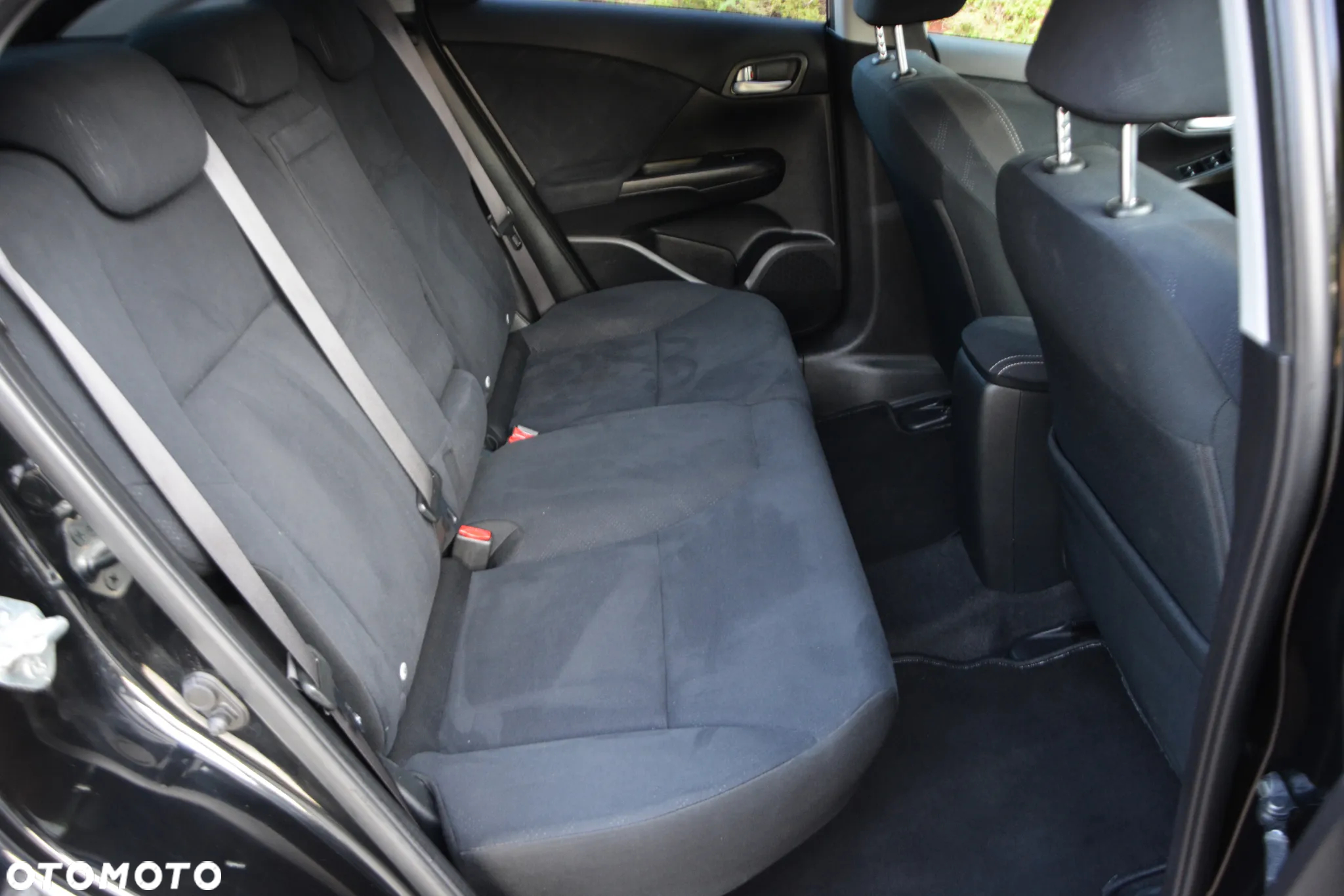 Honda Civic 1.8 i-VTEC Comfort Black Edition - 38