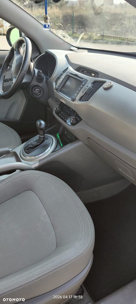 Kia Sportage 2.0 CVVT 4WD Automatik Vision - 11
