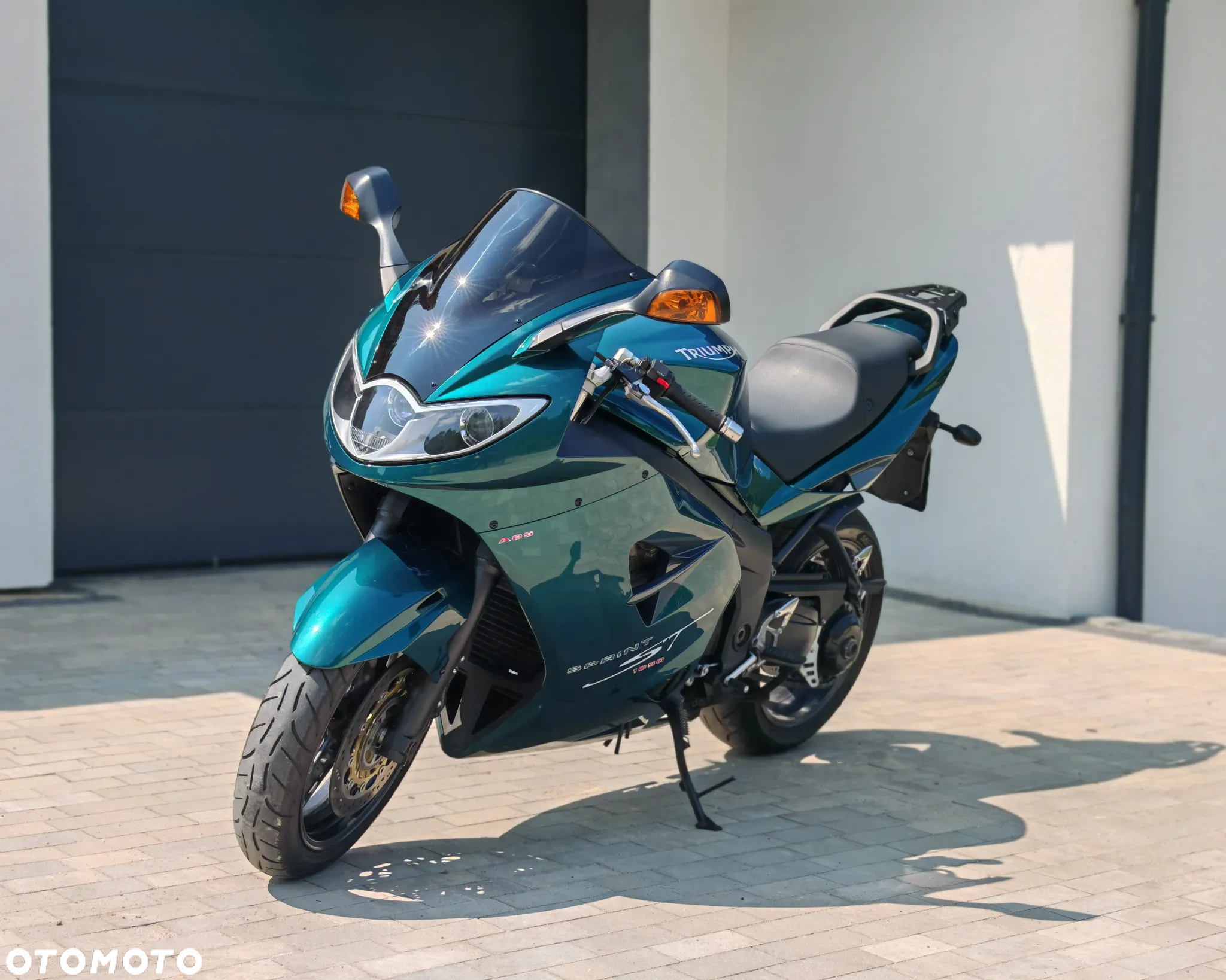 Triumph Sprint - 2