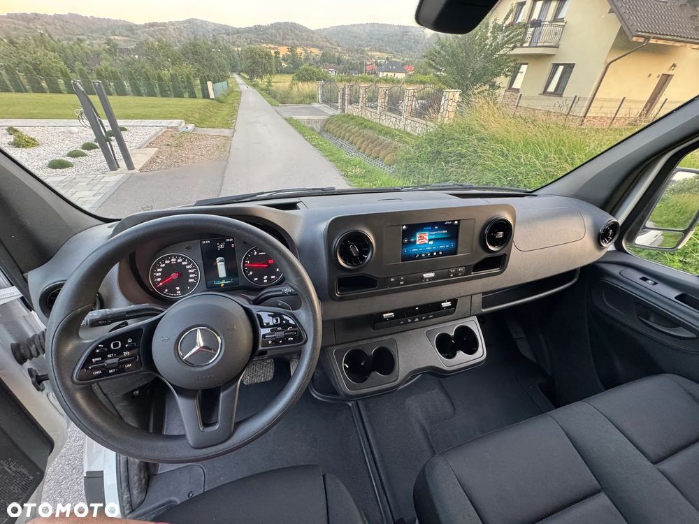 Mercedes-Benz Sprinter 315 - 12
