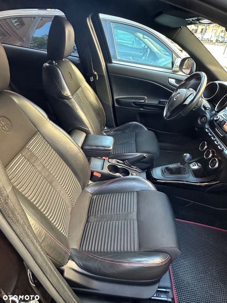 Alfa Romeo Giulietta 1.4 TB MultiAir Distinctive TCT - 13